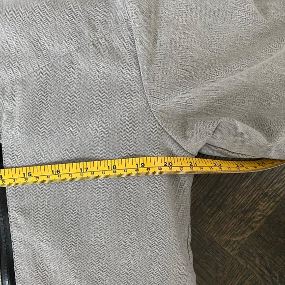 Grey Bench Winter Coat - Men's Small - Picture 13 of 13